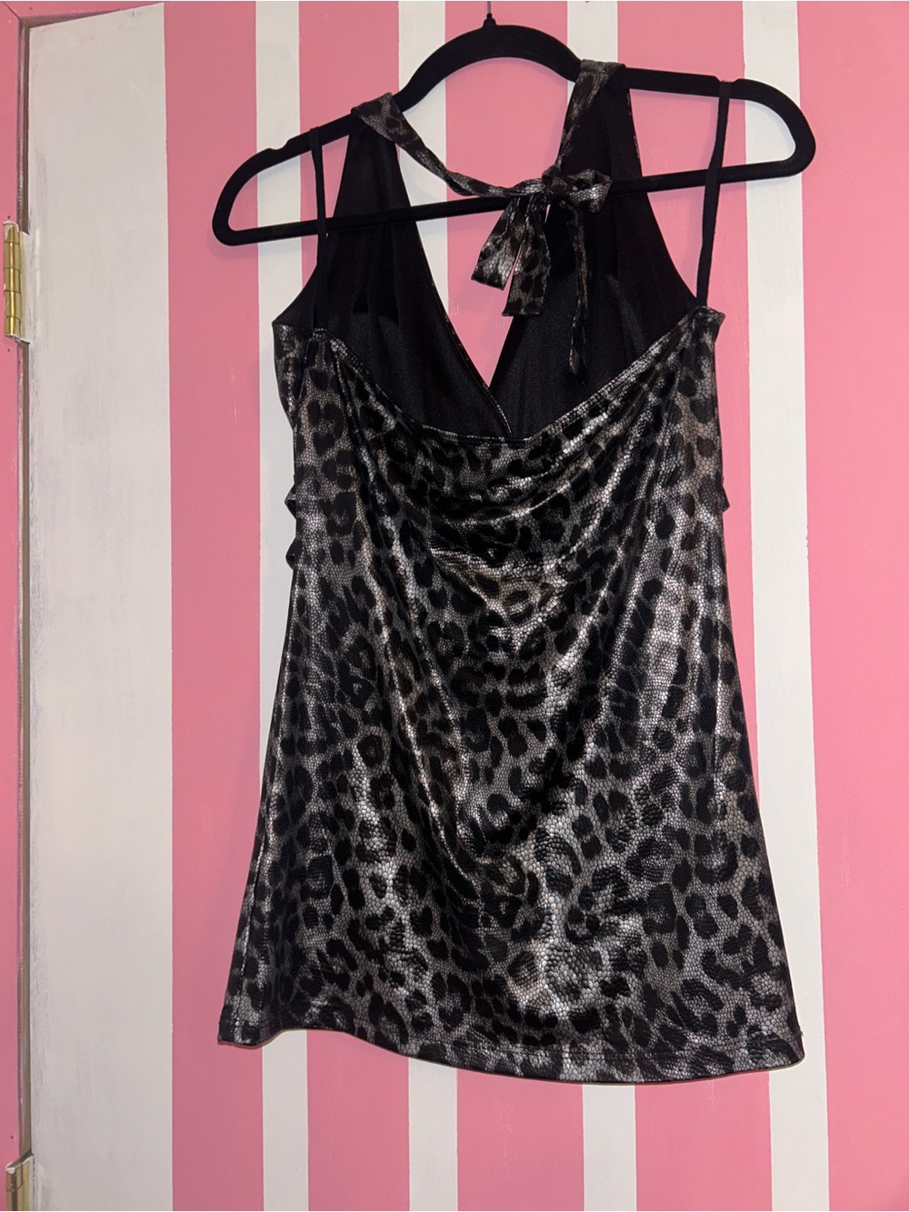 Leopard Print Metallic Halter Top - Picture 3 of 3
